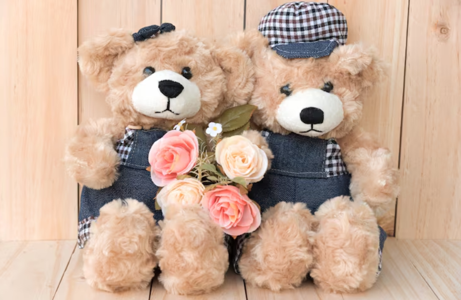 Graduation Bear Flower Bouquet: A Thoughtful and Memorable Graduation Gift