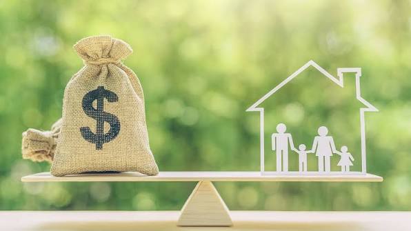 How Much Can You Borrow as an Expat? Debt-to-Income Explained