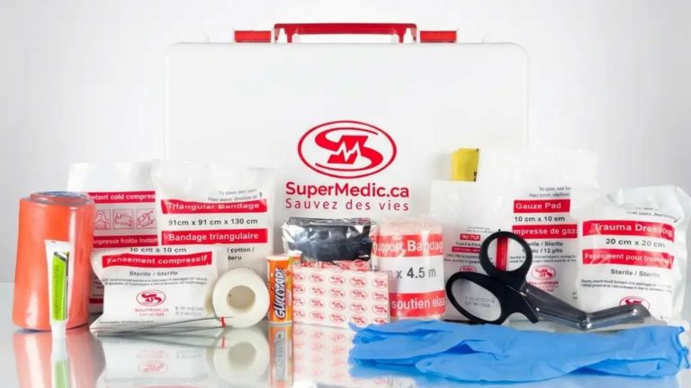 First Aid Kit Requirements for Canadian Workplaces: What You Must Have in 2026