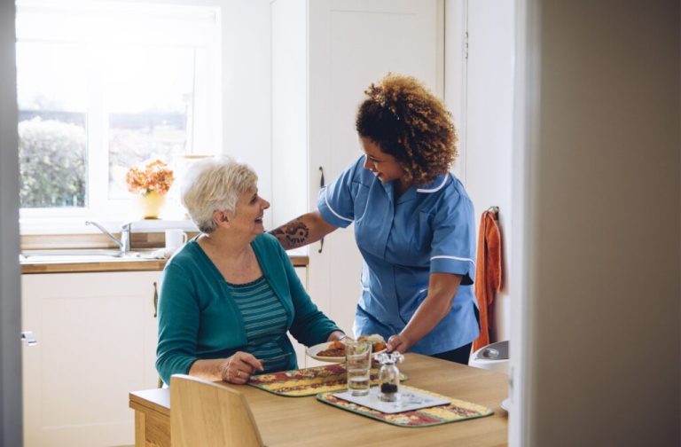Personal Care vs. Assisted Living: What’s the Difference?