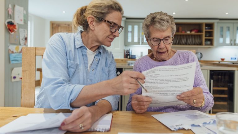How to Help an Aging Parent Who Can No Longer Manage Their Finances